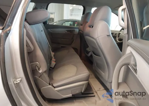 2015 Chevrolet Traverse Ls from USA, damaged, VIN 1GNKRFKD2FJ317614